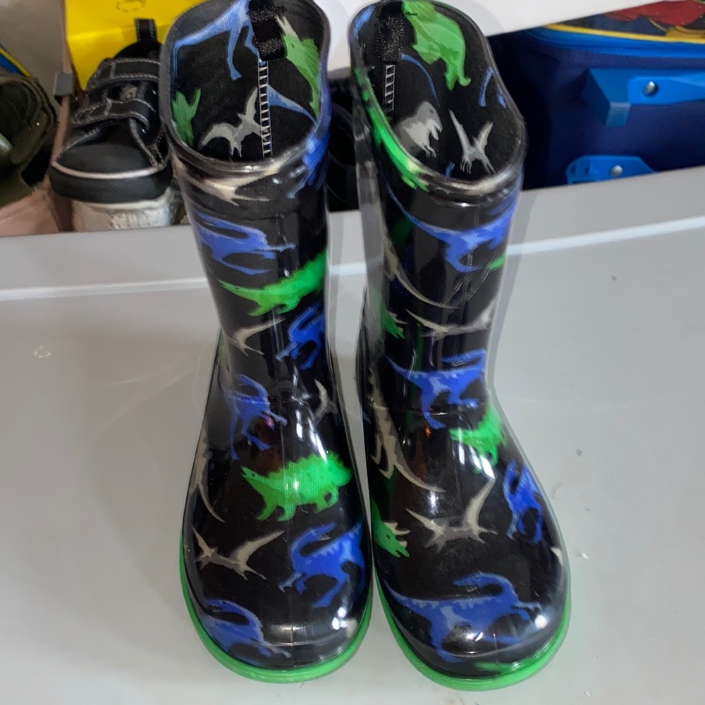 Rain boots toddler